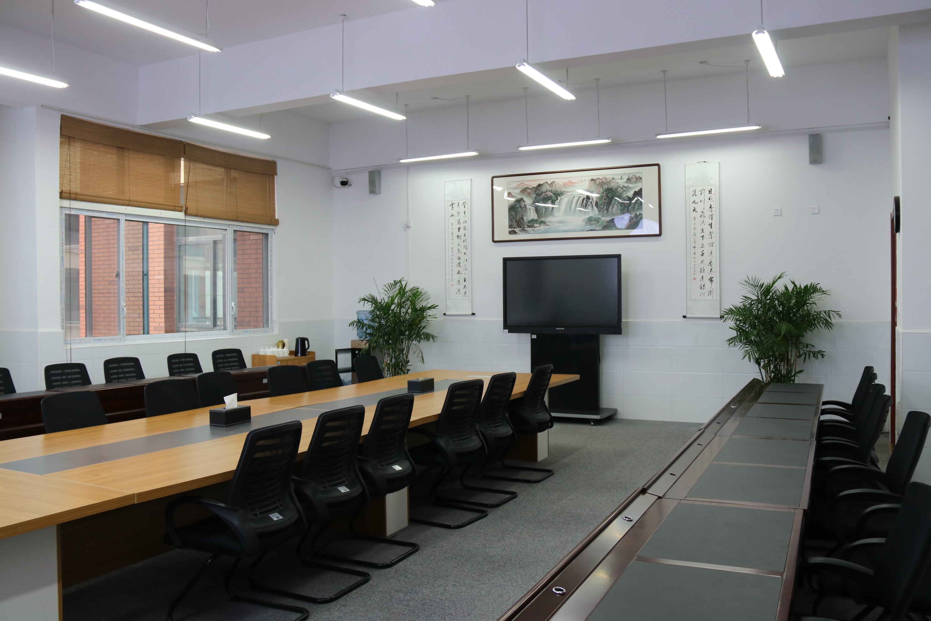 名師專業(yè)引領(lǐng)，助力教師成長——周翠芝名師工作室啟動(dòng)儀式暨“四賽”之賽命題專題講座