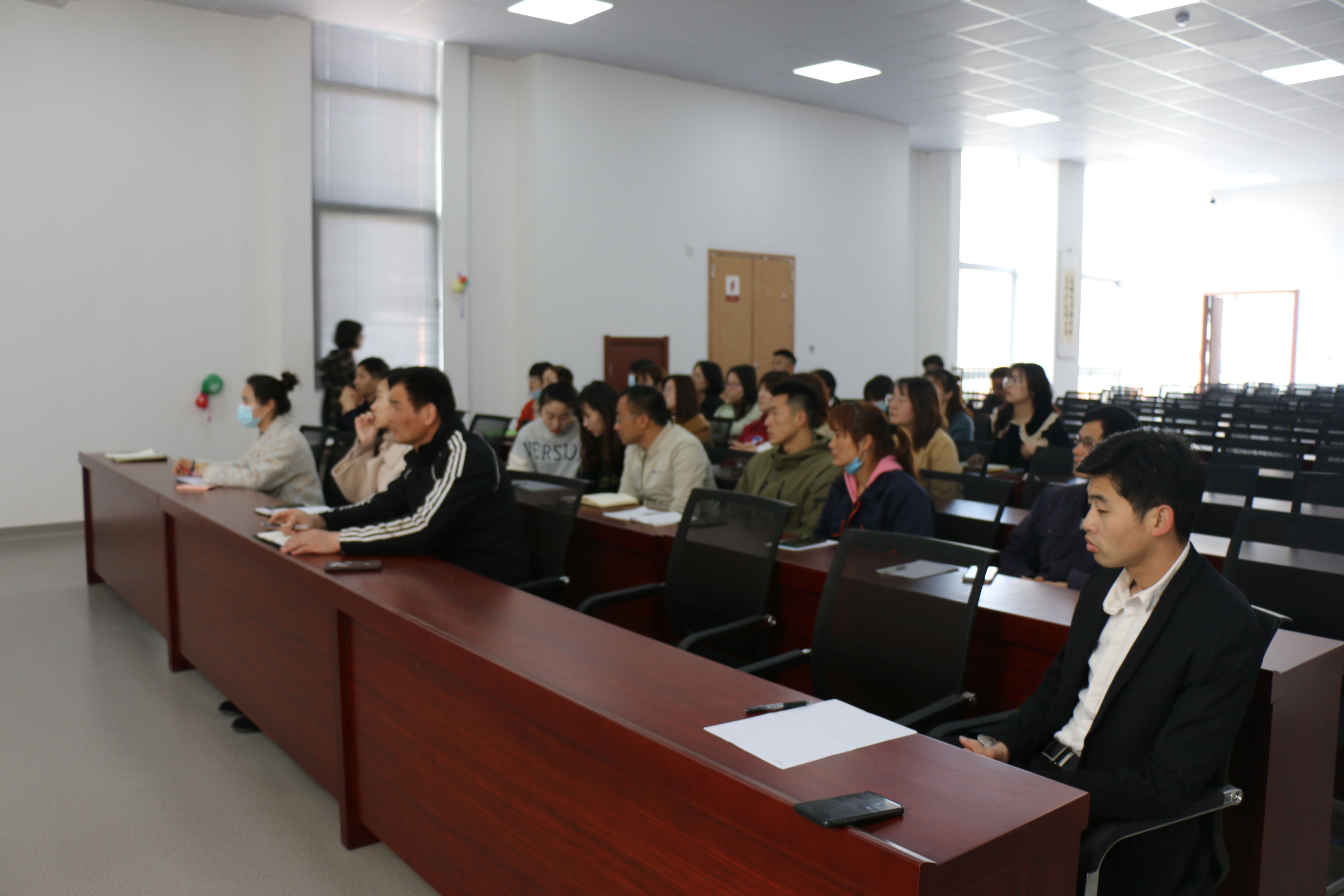 學(xué)習(xí)黨史守初心，立德樹人勇?lián)?dāng)|北大培文職能部門開展黨史學(xué)習(xí)教育活動