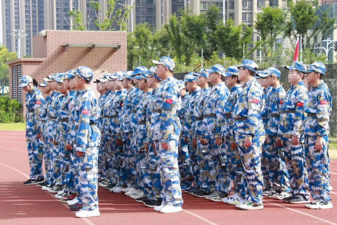 軍訓(xùn)進(jìn)行時(shí)||收獲堅(jiān)強(qiáng)與成長(zhǎng)，不負(fù)迷彩好時(shí)光