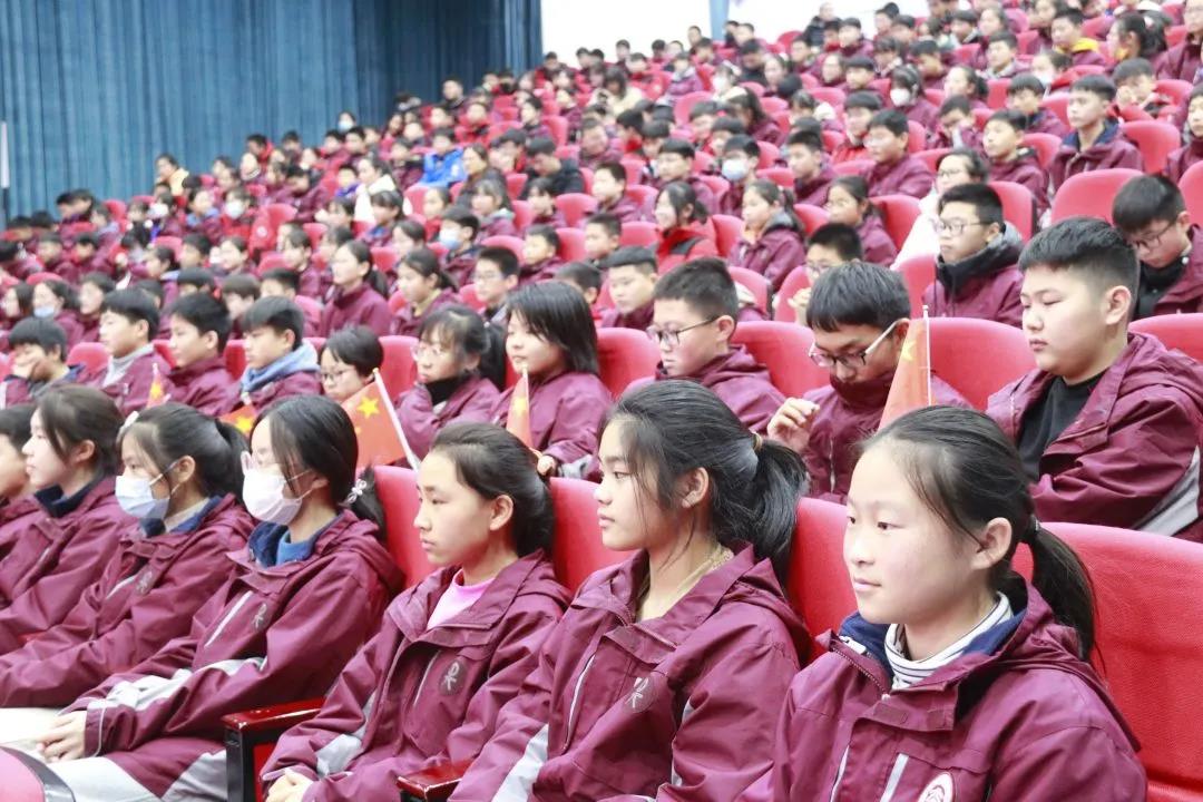 請(qǐng)黨放心，強(qiáng)國有我！北大培文初中部開展主題演講比賽
